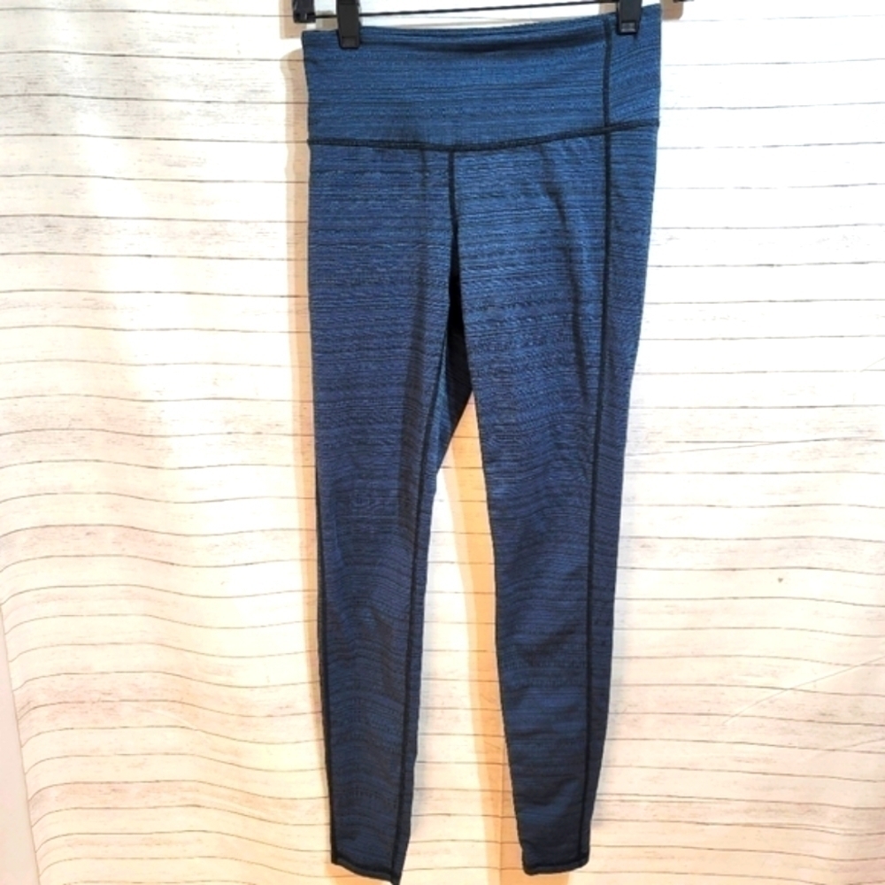 ATHLETA NAVY BLUE TEXTURED LEGGINGS, SZ SMALL